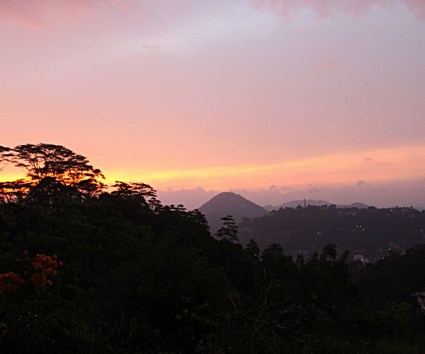 tramonto-colline-kandy-sri-lanka
