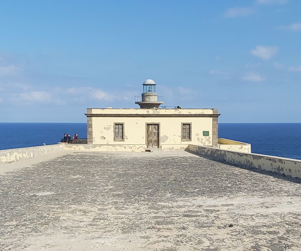 Faro Isola Lobos